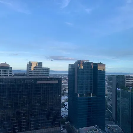 Luxury Executive Suites 3 Bedroom Condo Uptown Parksuites Tower 1